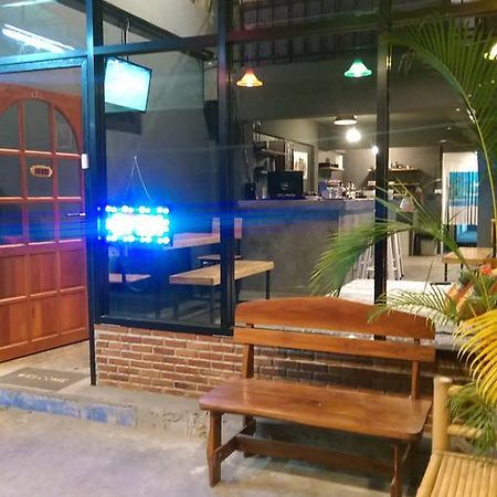 Juno Hostel Pai (Adults Only) Bagian luar foto